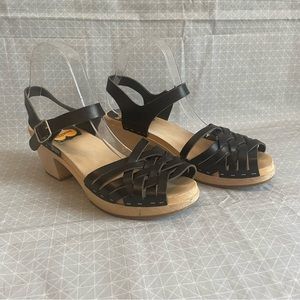 Swedish Hasbeens Braided Clog Sandals in Black Leather 40